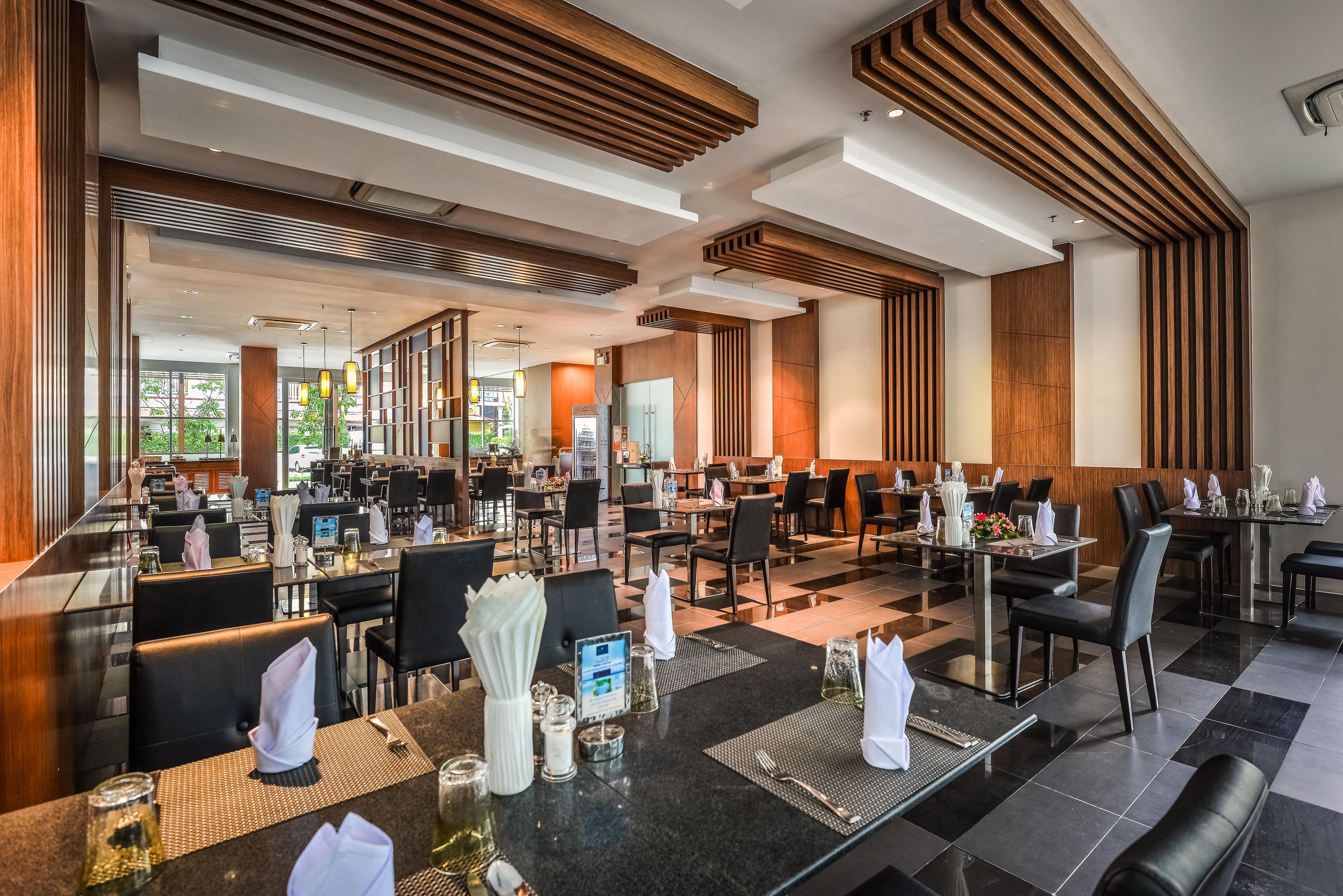 Patong Fishermens Harbour Urban Resort - Sha Extra Plus מראה חיצוני תמונה