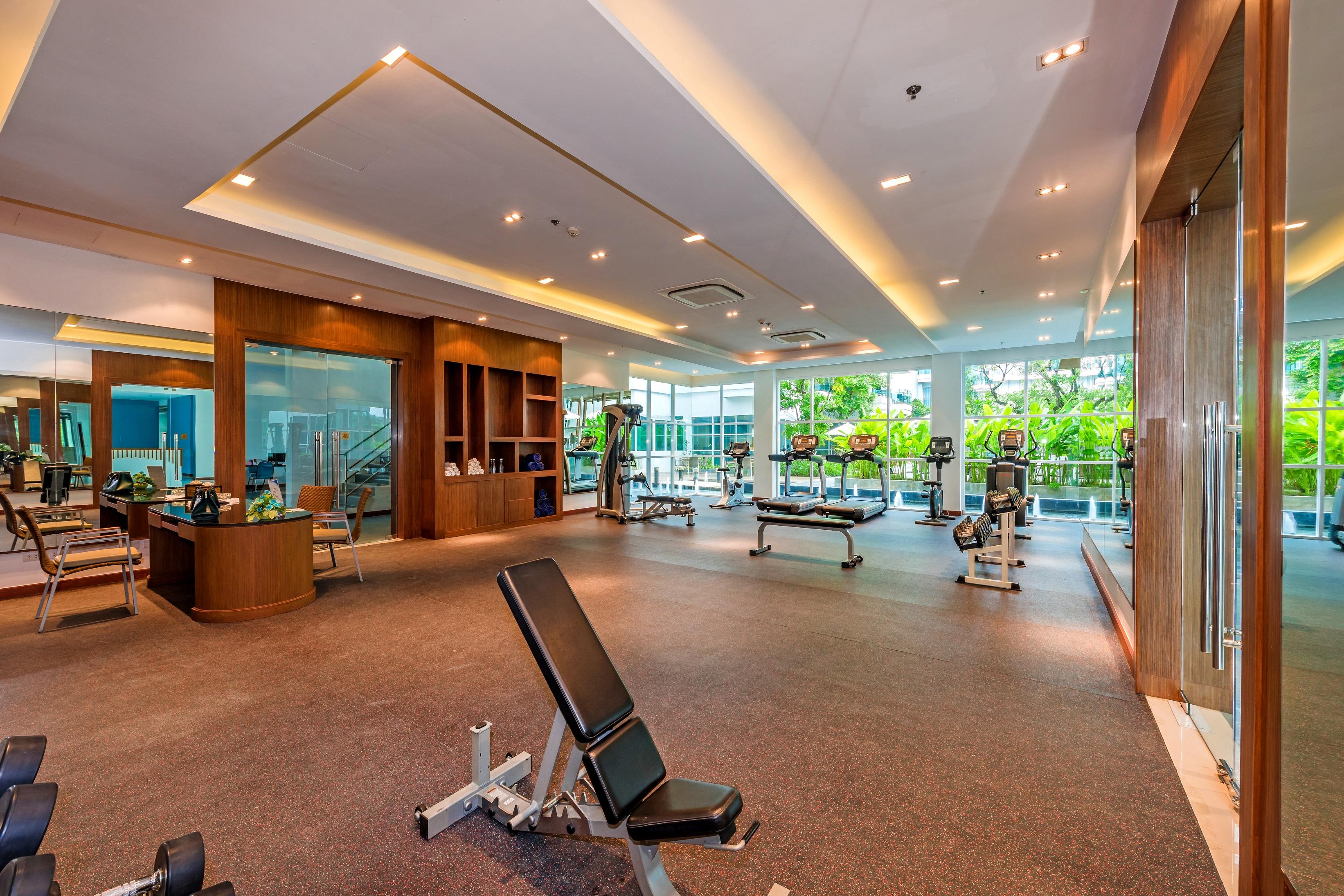 Patong Fishermens Harbour Urban Resort - Sha Extra Plus מראה חיצוני תמונה