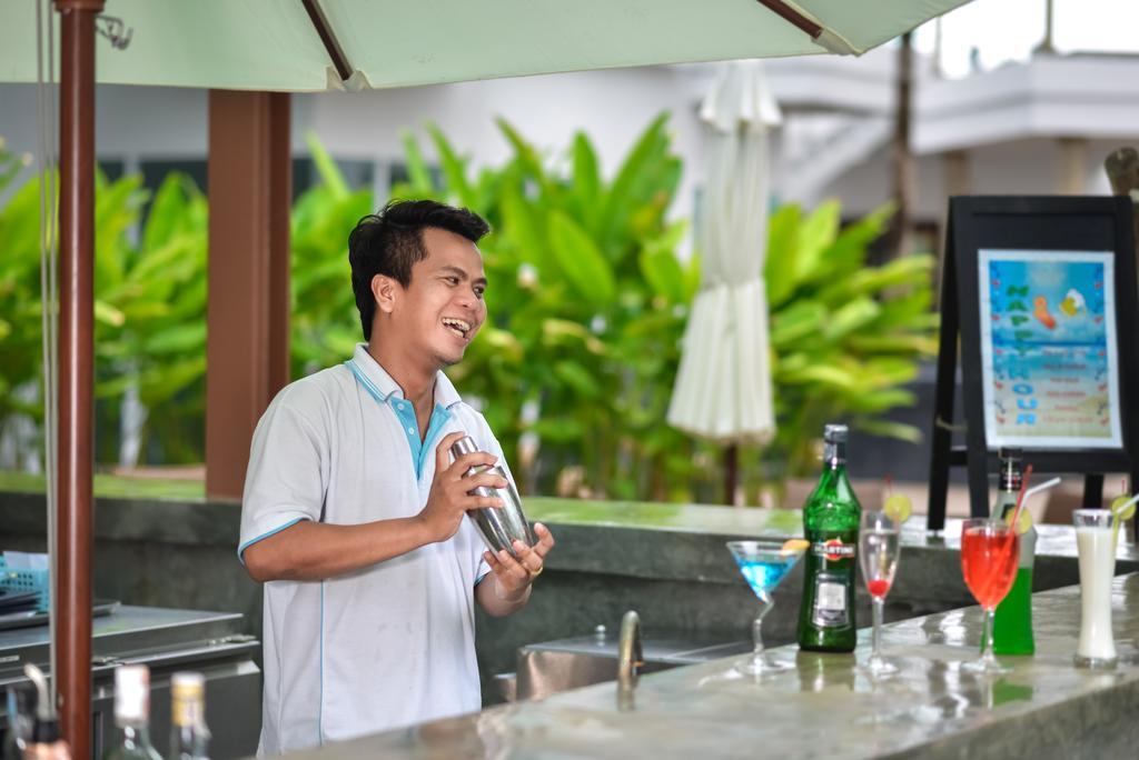 Patong Fishermens Harbour Urban Resort - Sha Extra Plus מראה חיצוני תמונה